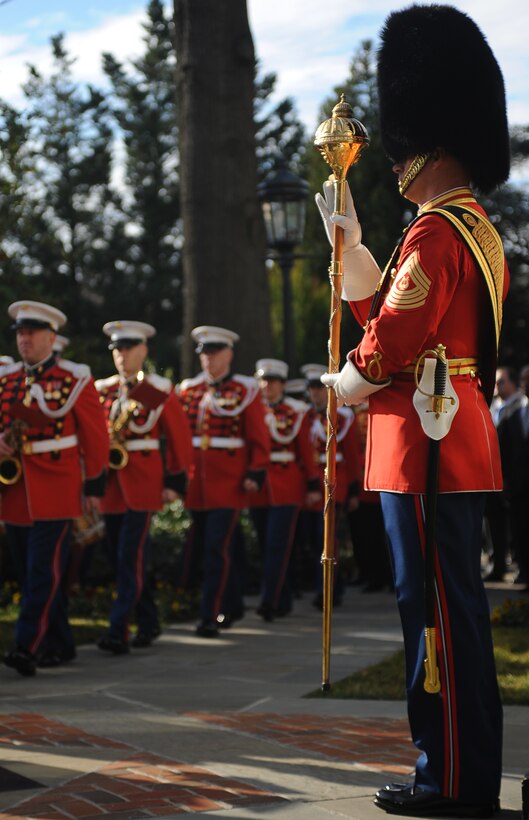 Master Gunnery Sgt. William L. Brown, U.S. Marine Band drum major, forms his platoon of musicians in front of the Home of the Commandants to prepare for the annual New Year’s Day serenade at Marine Barracks Washington Jan. 1. It was the band’s first opportunity to uphold the age-old tradition and serenade Gen. James F. Amos and his wife in front of their home. Last year, Amos’ first year as commandant, the ceremony was held in front of Crawford Hall here due to renovations to the Home of the Commandants. (Official Marine Corps Photo by Lance Cpl. Mondo Lescaud/Released)